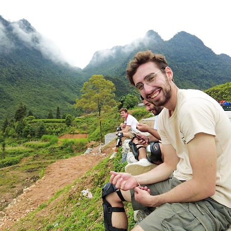 Lazy Cat Homestay - Motorbikes Rental & Tours 하 기앙 외부 사진
